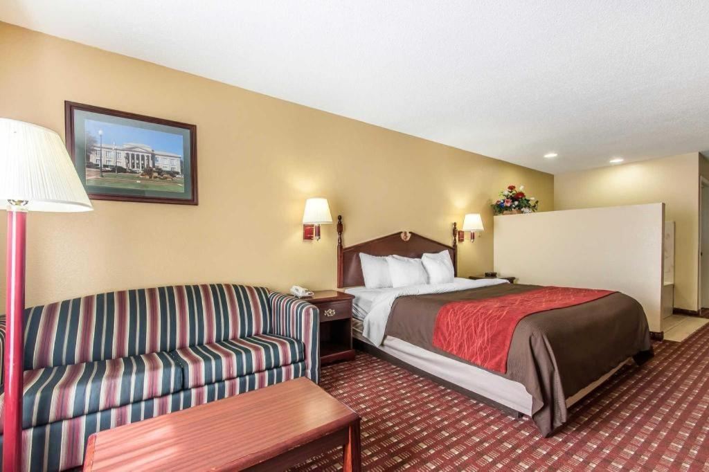 Quality Inn Andalusia Eksteriør billede